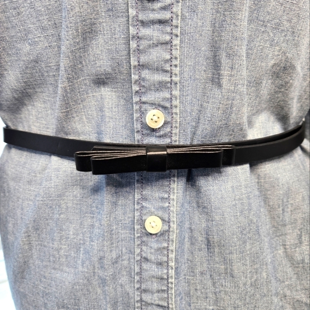 H&M BLACK SKINNY FAUX LEATHER BOW FRONT BELT ONE PRONG CLOSURE WOMEN OS